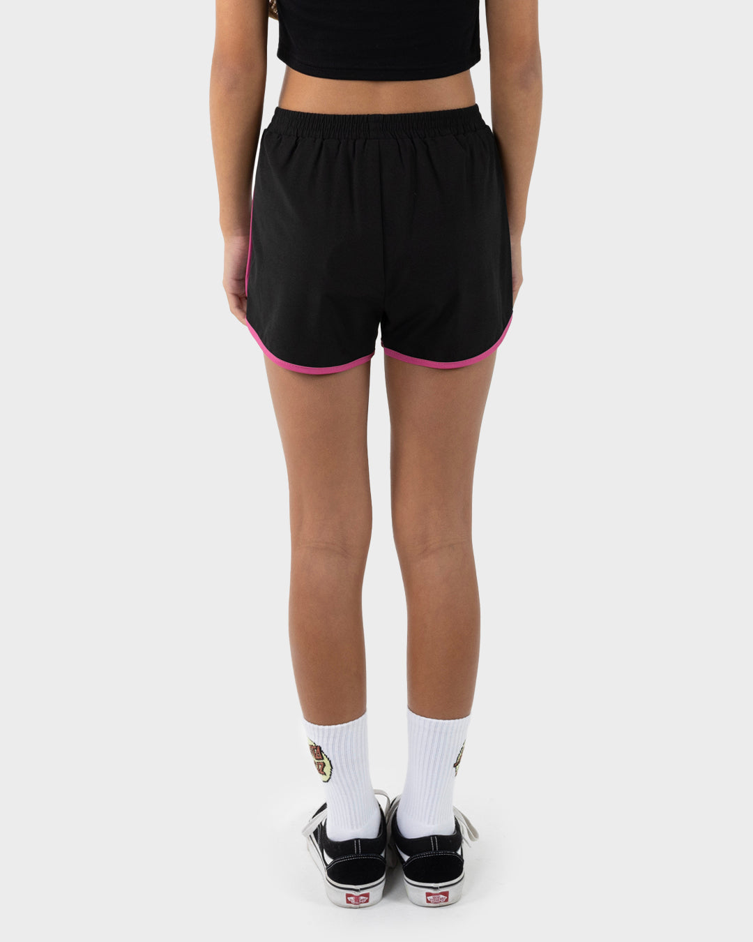 Santa Cruz Balloon Heart Short - Black/Pink
