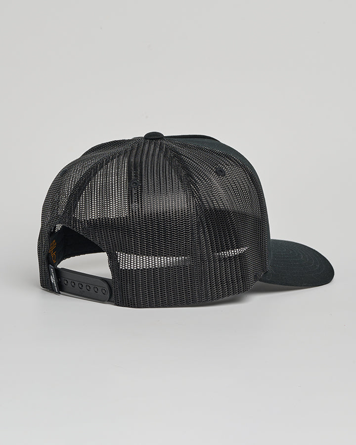 The Mad Hueys Caught Fk All Skull Twill Trucker - Black