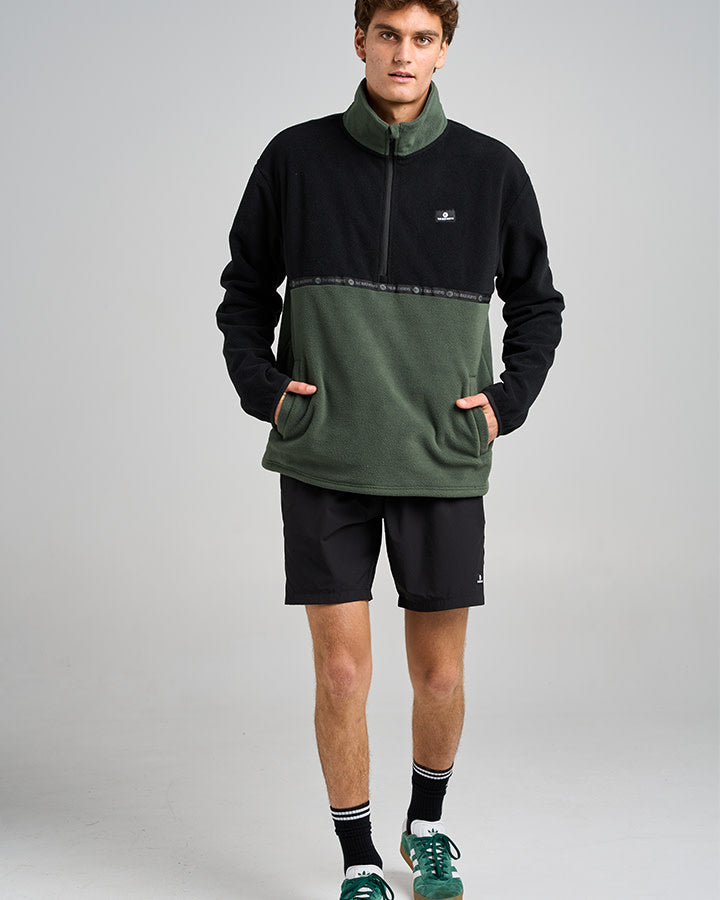 The Mad Hueys Tidal Quarter Zip Oil Green - Oil Green