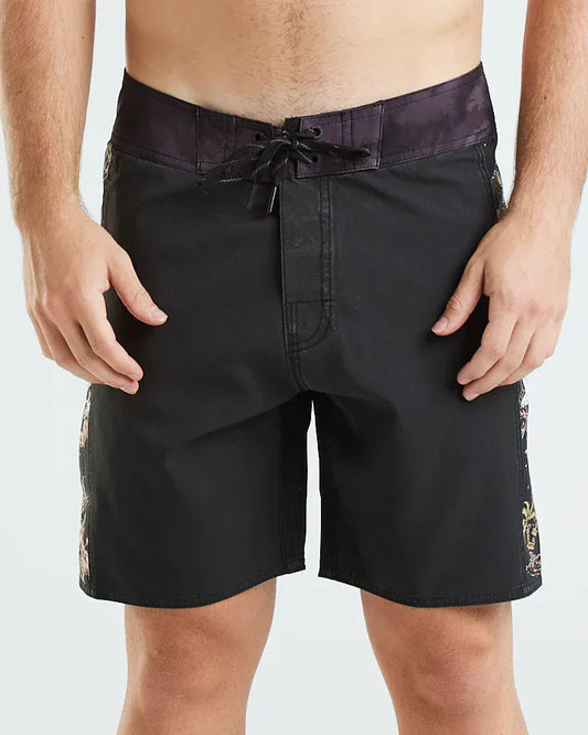 Mad Hueys Dirty Vacay Boardshort 18" - Black - Guys & Girls Surf n Street