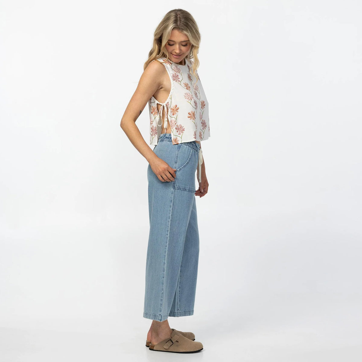 O'Neill Athena Ivy Floral Top - Tofu