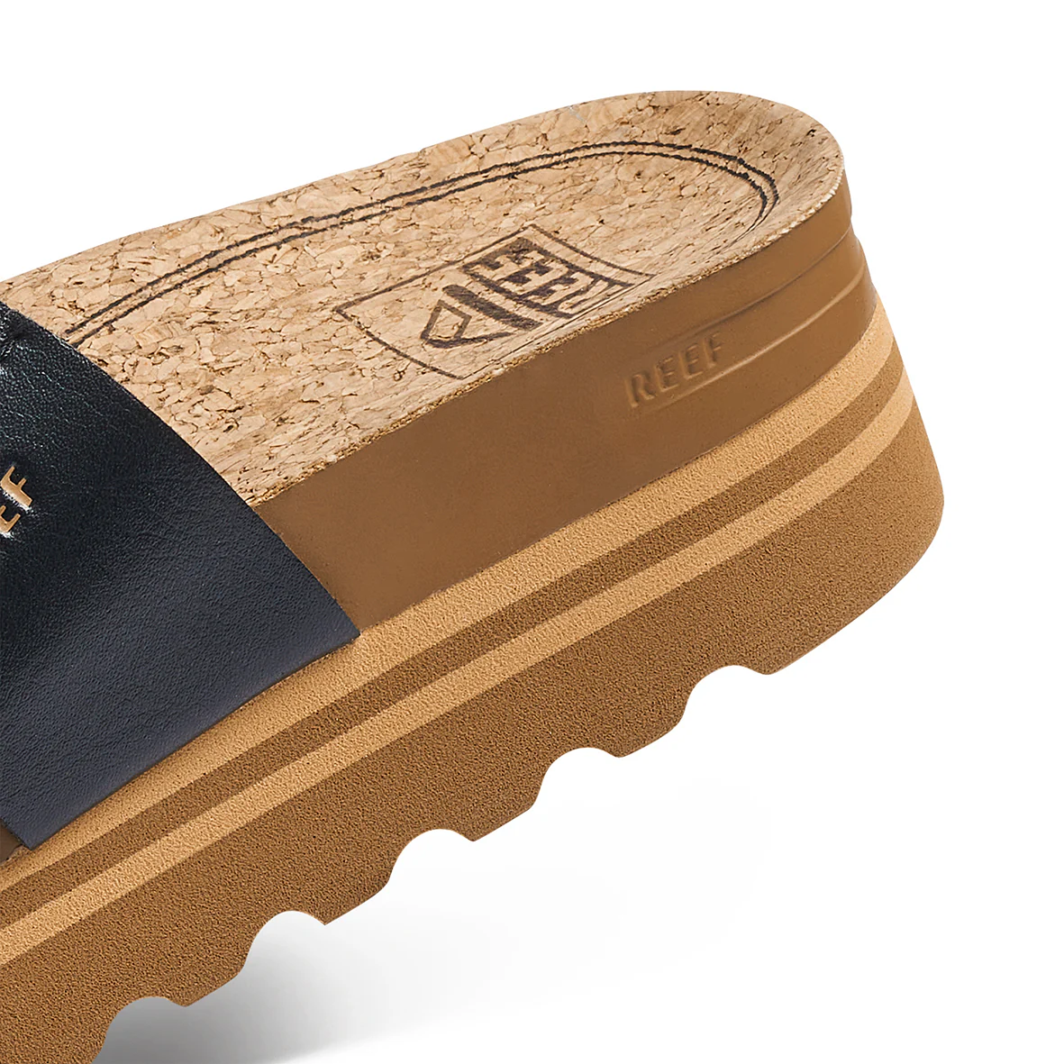 Reef Cushion Vista Hi - Black / Braid
