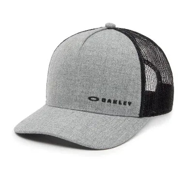 Oakley Chalten Cap - Grigio Scuro - Guys & Girls Surf n Street