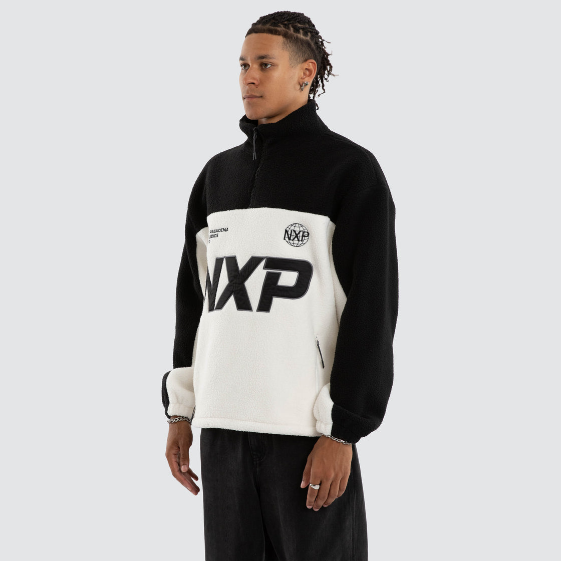 Nena And Pasadena Slick Pullover - Black/White