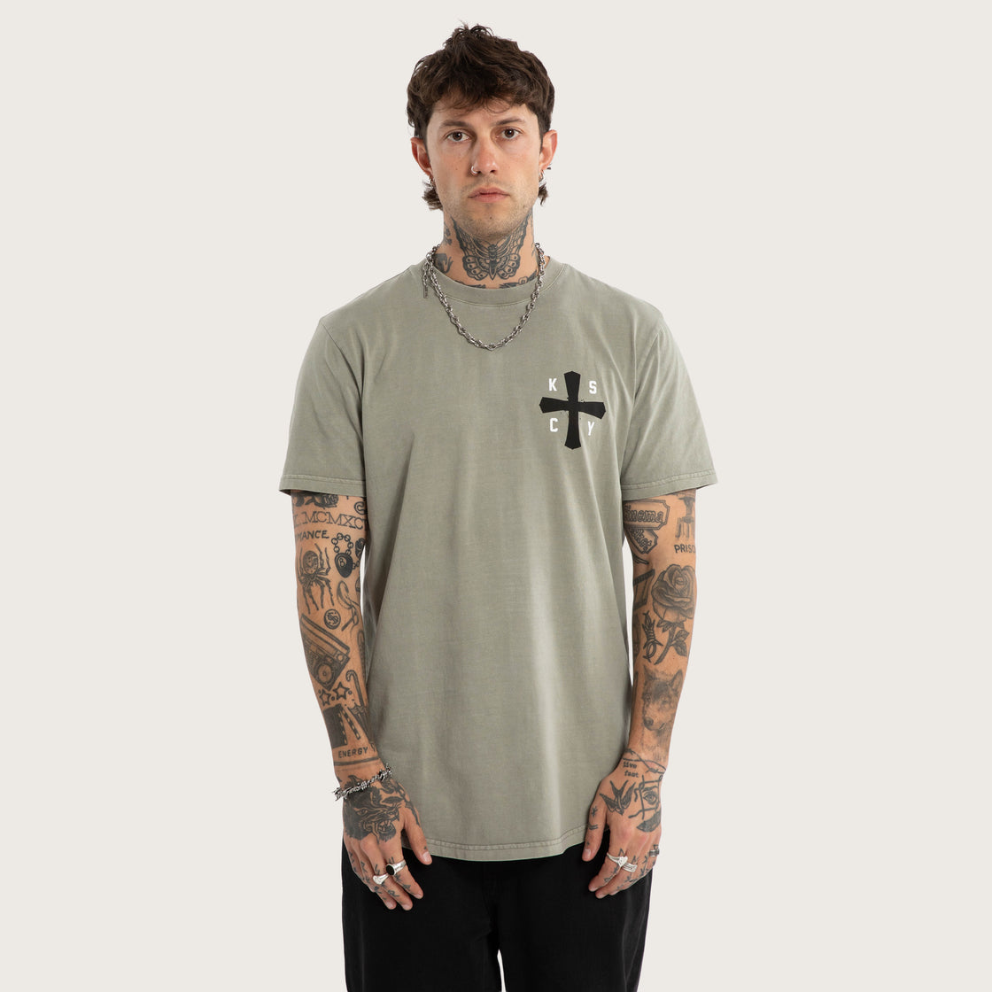 Kiss Chacey Hyped Dual Curved Tee - Pigment Shadow