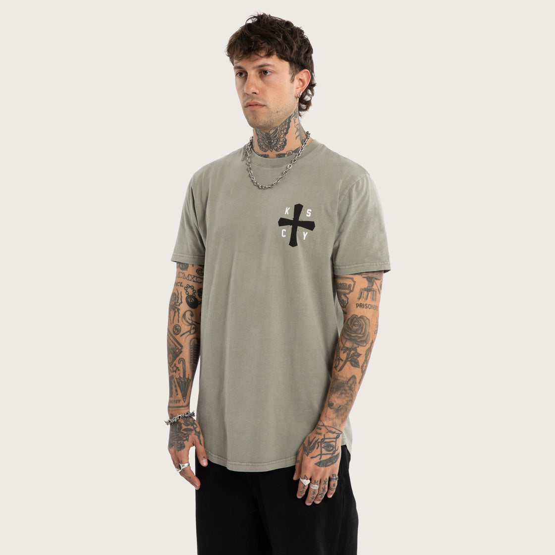 Kiss Chacey Hyped Dual Curved Tee - Pigment Shadow