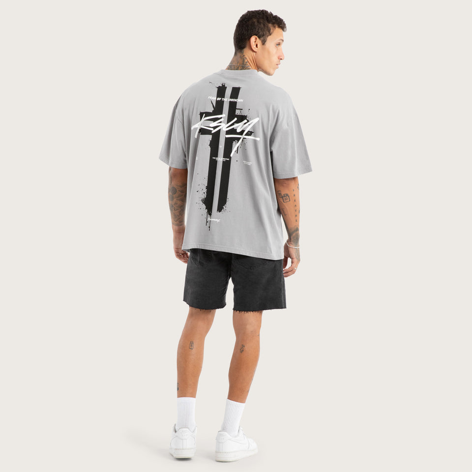 Kiss Chacey Grail Standard Tee Pigment - Silver Sconce