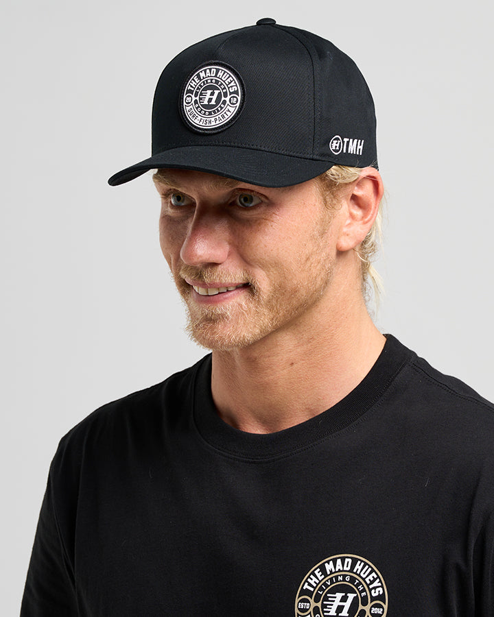 The Mad Hueys 'Hueys Good Life Twill Snapback - Black